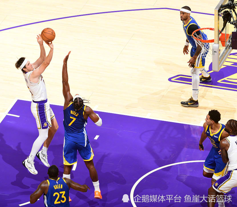 接下来的比, 八村塁命中 接下来的比, 八村塁命中